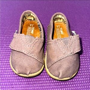 Toms Infant Canvas Slip-One Baby Shoes | Size T4